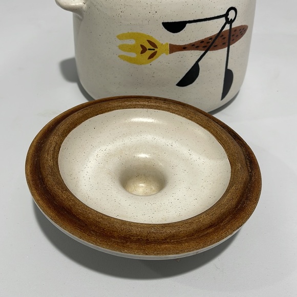 Vintage 1970s West Bend Bean Pot Server 2 qt. With lid - Picture 8 of 16